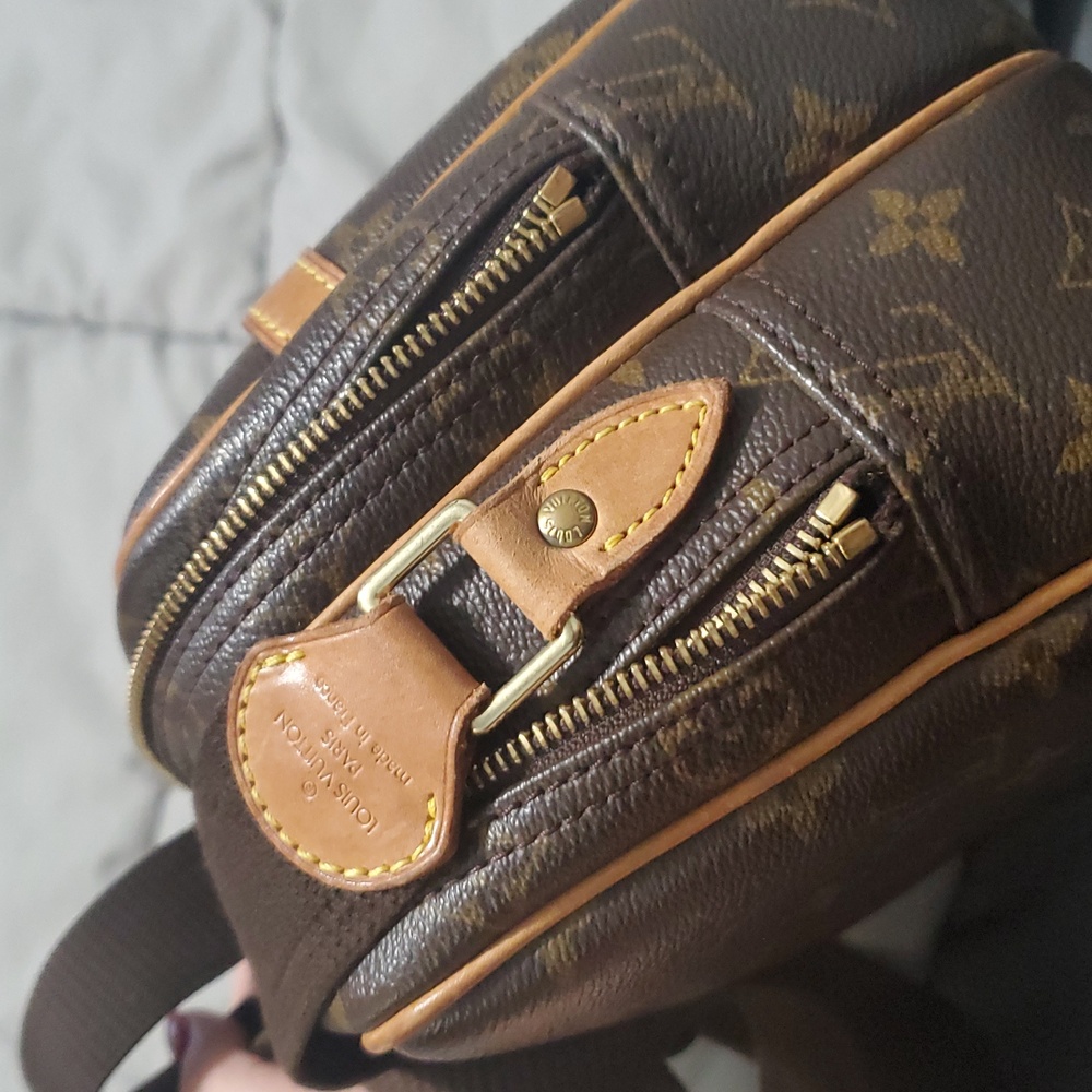 Authentic Louis Vuitton Reporter - Picture 9 of 11